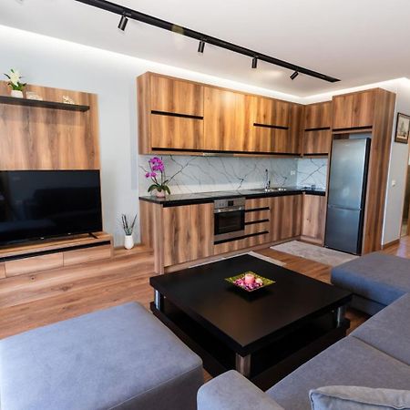 Roel Apartments ซารานเดอ ภายนอก รูปภาพ