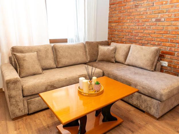 Roel Apartments ซารานเดอ ภายนอก รูปภาพ