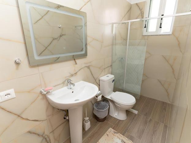 Roel Apartments ซารานเดอ ภายนอก รูปภาพ