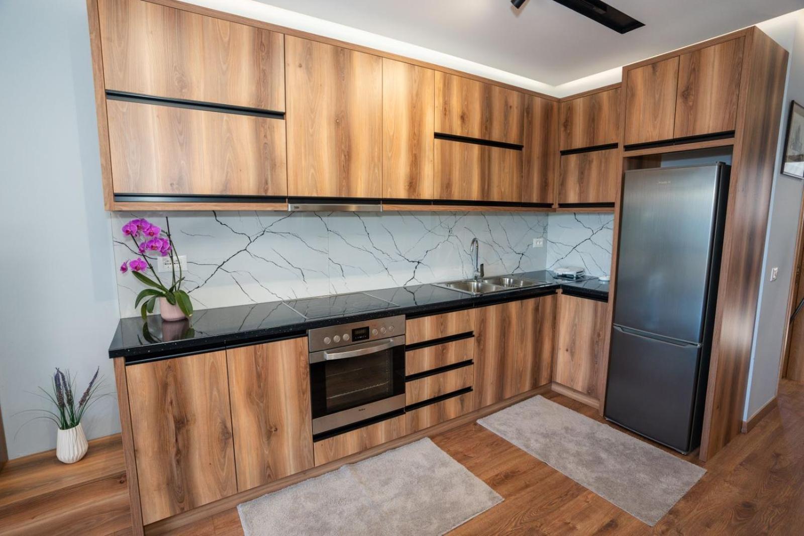 Roel Apartments ซารานเดอ ภายนอก รูปภาพ